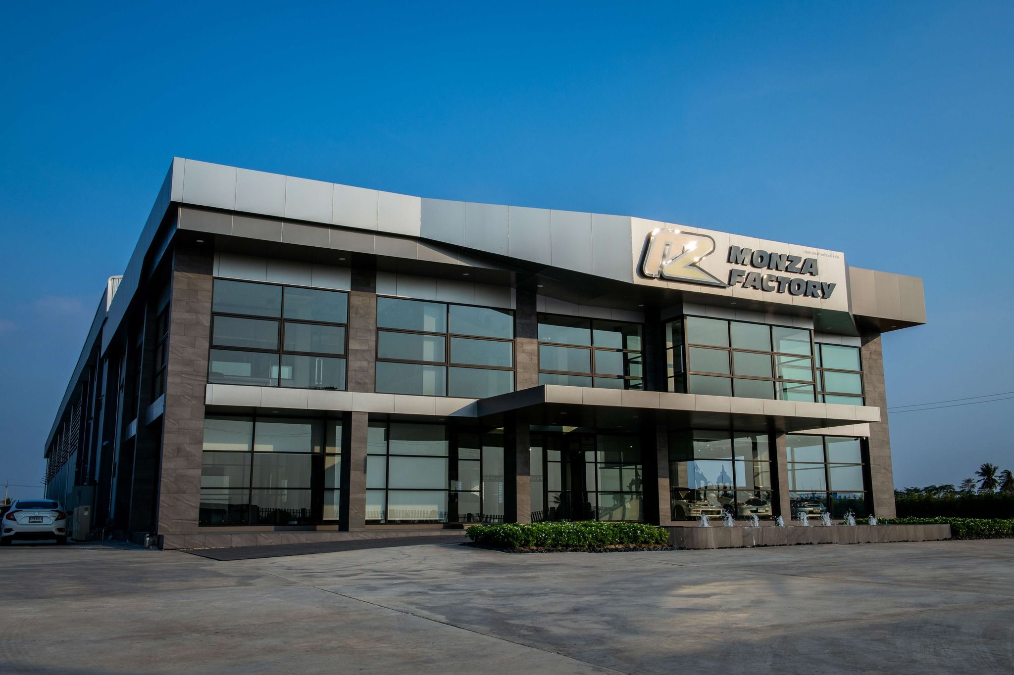 Monza carbon fiber preview